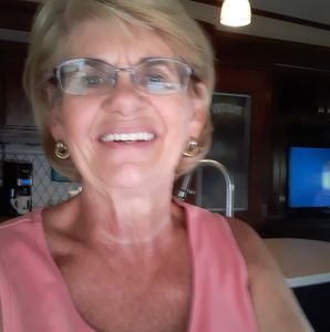 Meet your Posher, Linda